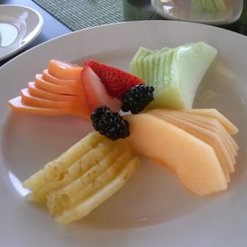 La Palapa - fuit platter - Bars Near Me - Cancún, ROO La Palapa - fuit platter - Bars Near Me - Cancún, ROO