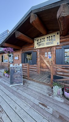 The Black Bear by null