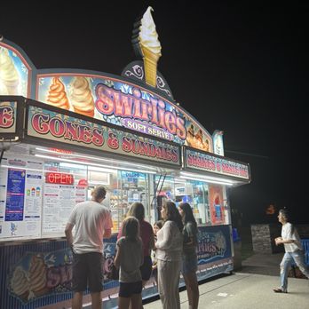 Swirlie's Soft Serve Manassas - Ice Cream & Frozen Yogurt Near Me - Manassas, Virginia