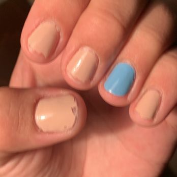 Bien Assorti - This is 2 days after the mani pedi. - Nail Salons Near Me - Evanston, Illinois