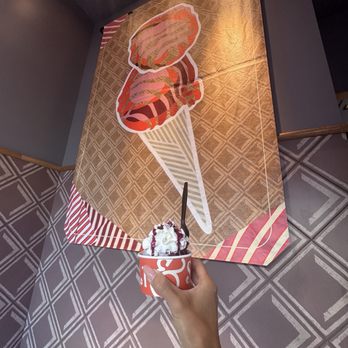 Salt & Straw - Ice Cream & Frozen Yogurt Near Me - Tigard, Oregon Salt & Straw - Ice Cream & Frozen Yogurt Near Me - Tigard, Oregon