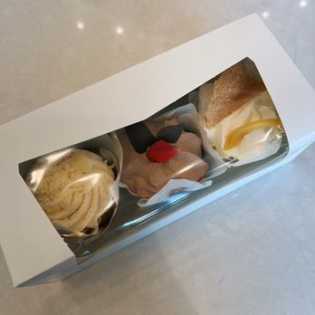 Flour Atelier - Carrot cake, milo chocolate bell, turon cupcake - Bakeries Near Me - San Diego, California
