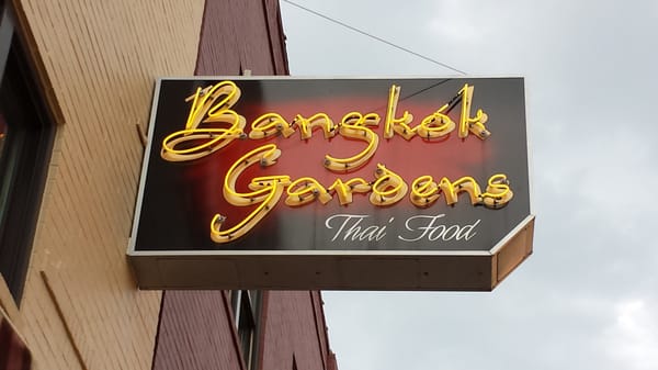 Bangkok Gardens by null