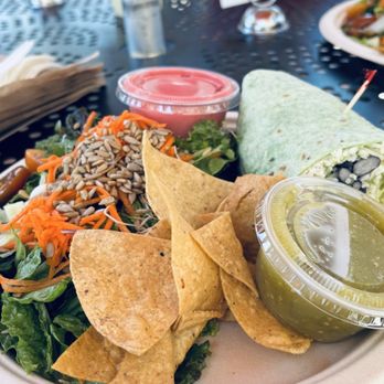 Jan's Health Bar - Salad Near Me - Laguna Beach, California