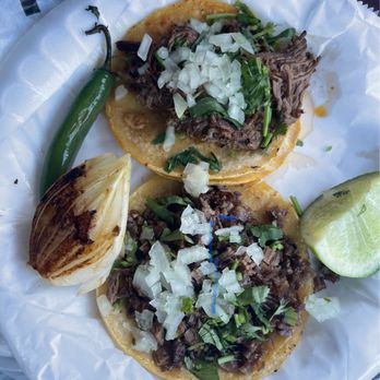 Los Compadres Street Tacos - Street Taco Birria, with diced onion and cilantro. Street Taco Suadero with diced onion and cilantro.
Meat was flavorful and tender - Mexican Near Me - Belton, Texas Los Compadres Street Tacos - Street Taco Birria, with diced onion and cilantro. Street Taco Suadero with diced onion and cilantro.
Meat was flavorful and tender - Mexican Near Me - Belton, Texas