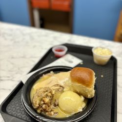 Cornwell's Turkeyville - turkey dinner