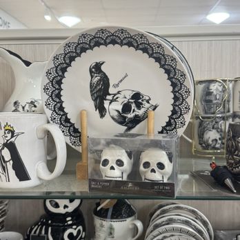 Homegoods - Halloween kitchenware - Home Decor Near Me - Kissimmee, Florida Homegoods - Halloween kitchenware - Home Decor Near Me - Kissimmee, Florida