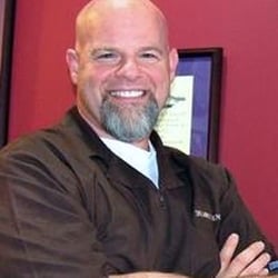 Valente Chiropractic - Chiropractor Michael Valente