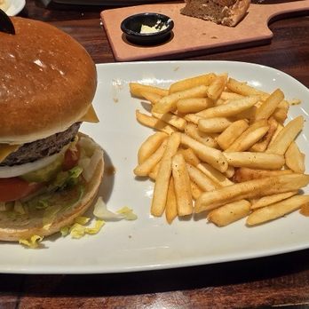 LongHorn Steakhouse - half-pound burger, with bacon, lettuce, onion, tomato, pickles, their signature burger sauce, and American cheese. - Steakhouses Near Me - Richmond, Kentucky LongHorn Steakhouse - half-pound burger, with bacon, lettuce, onion, tomato, pickles, their signature burger sauce, and American cheese. - Steakhouses Near Me - Richmond, Kentucky