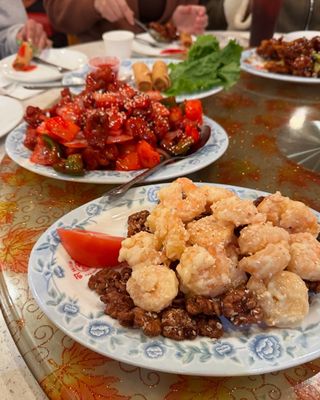 Hop Woo BBQ & Seafood Restaurant (Chinatown) by null