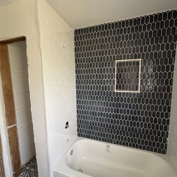 Mikes Ceramic Tile - Tub - Flooring Near Me Mikes Ceramic Tile - Tub - Flooring Near Me