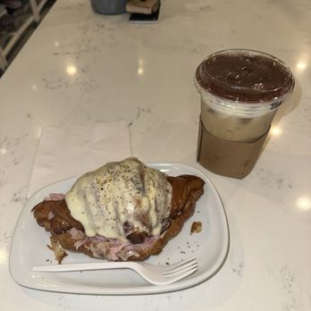 Dolce Vita - Gelato Near Me - Oxnard, California Dolce Vita - Gelato Near Me - Oxnard, California