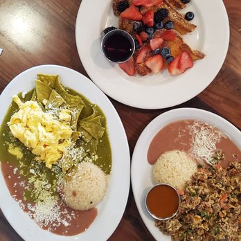 Cafe De Olla - Chilaquilie, machaca and French toast - American Near Me - Burbank, California Cafe De Olla - Chilaquilie, machaca and French toast - American Near Me - Burbank, California