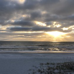 Commodore Beach Club