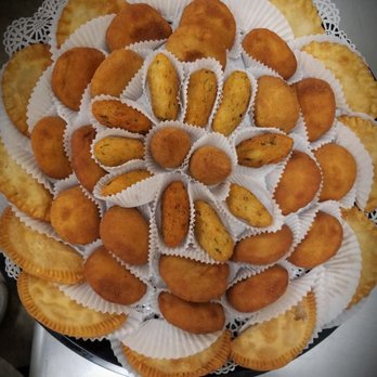 Tudo Bom - Party Platter "Tudo Bom" - Portuguese Near Me - Elizabeth, New Jersey Tudo Bom - Party Platter "Tudo Bom" - Portuguese Near Me - Elizabeth, New Jersey