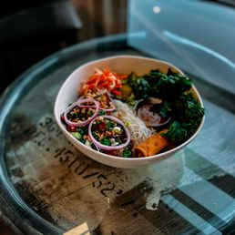 Lemongrass Chicken Vermicelli Bowl