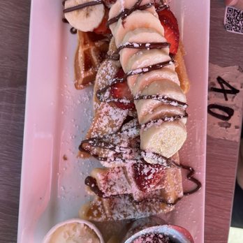 Millie's Cafe - Pasadena - Strawberry banana Nutella waffles - Breakfast & Brunch Near Me - Pasadena, California Millie's Cafe - Pasadena - Strawberry banana Nutella waffles - Breakfast & Brunch Near Me - Pasadena, California