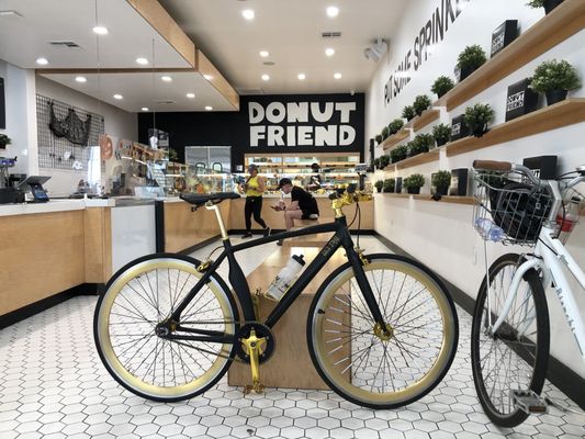 DONUT FRIEND DTLA by null