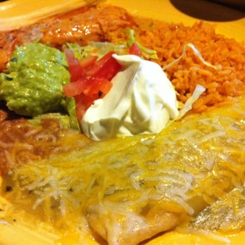 Pepita's Mexican Restaurant - enchilada combo plate - Mexican Near Me - Beaverton, Oregon Pepita's Mexican Restaurant - enchilada combo plate - Mexican Near Me - Beaverton, Oregon