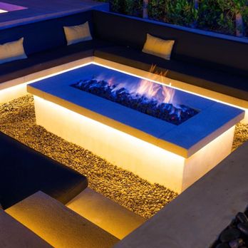 Calimingo Pools - Sunken Firepit - Landscape Architects or Designers Near Me - Newport Beach, California Calimingo Pools - Sunken Firepit - Landscape Architects or Designers Near Me - Newport Beach, California