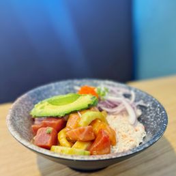 Poke Bowl | IG @moniquedao Poke Bowl | IG @moniquedao
