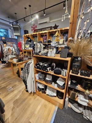 THE STAR STORE by null