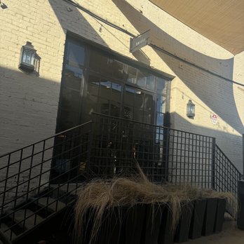 Etiquette Coffee - Etiquette outside - Coffee & Tea Near Me - Los Angeles, California