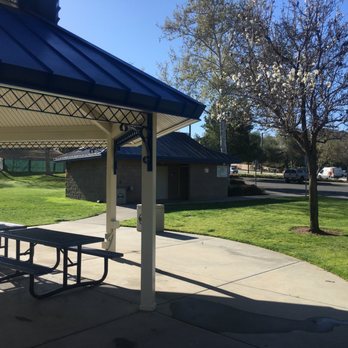 Temecula Duck Pond - Parks Near Me - Temecula, California