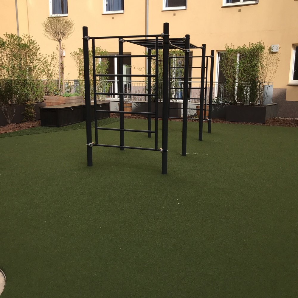 Hotel Zeitgeist Vienna - Pull up Gym with gymnastic bars - Hotels Near Me - Vienna, 9