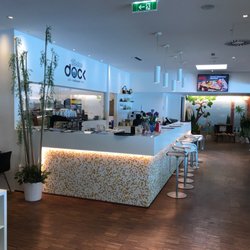 Trockendock - Nettes Ambiente innen und außen.