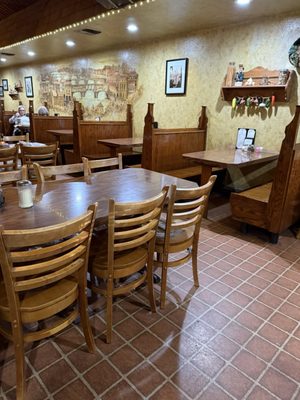 Luna Pizzeria & Italian Restaurant by null