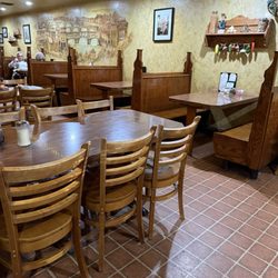 Luna Pizzeria & Italian Restaurant