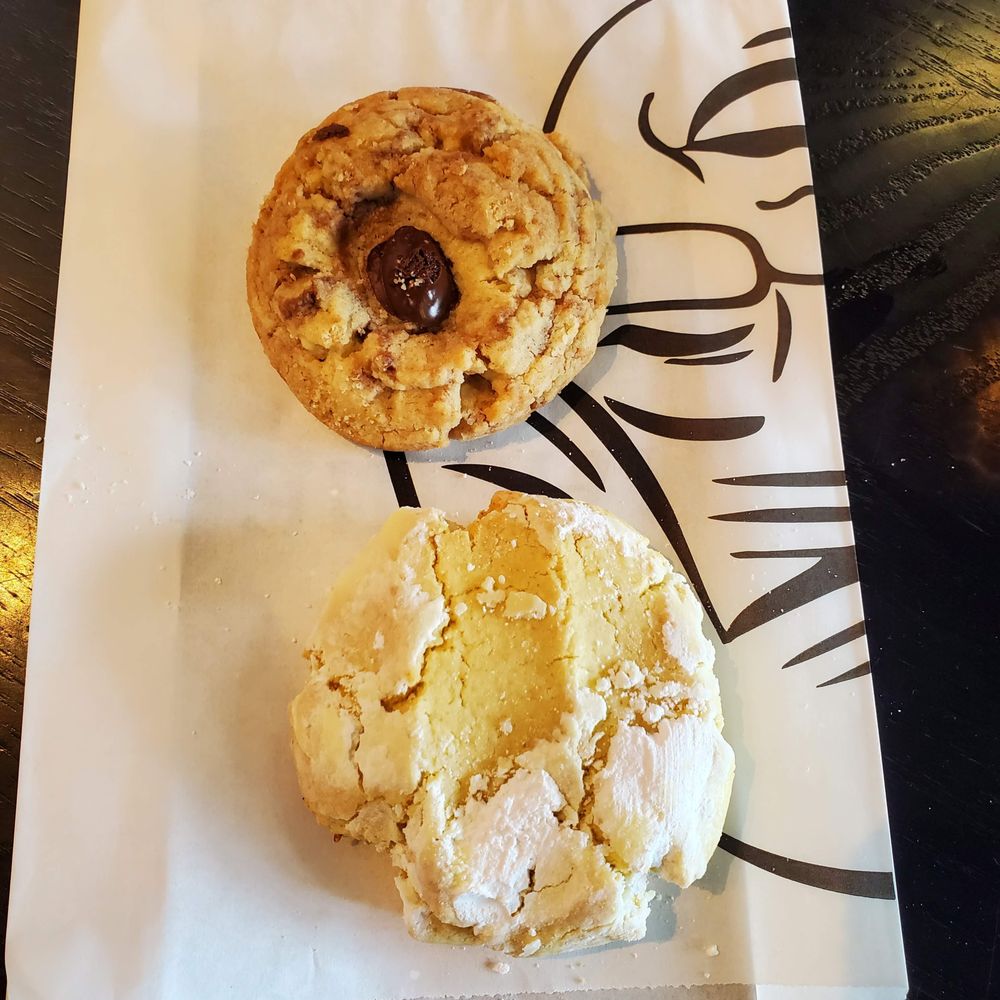 Mama Ana - Nutella cookie and lemon cookie - Breakfast & Brunch Near Me - Somerville, Massachusetts Mama Ana - Nutella cookie and lemon cookie - Breakfast & Brunch Near Me - Somerville, Massachusetts