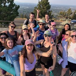 Vitality Yoga - Group photo yoga hike July 2024