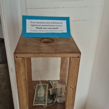 Point Cabrillo Light Station - Donations are not mandatory, but appreciated - Landmarks & Historical Buildings Near Me - Mendocino, California Point Cabrillo Light Station - Donations are not mandatory, but appreciated - Landmarks & Historical Buildings Near Me - Mendocino, California
