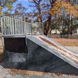 Ackerman Park Skatepark - Ackerman Park Skatepark