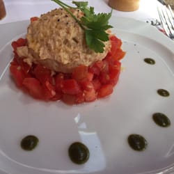Hippopotamus - Tuna and tomato tartar