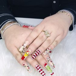 Ivy Nails
