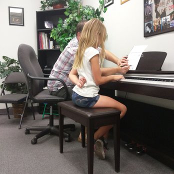 Amy K Music Company - Piano lesson at Amy K. music lessons - Musical Instruments & Teachers Near Me - Phoenix, Arizona Amy K Music Company - Piano lesson at Amy K. music lessons - Musical Instruments & Teachers Near Me - Phoenix, Arizona