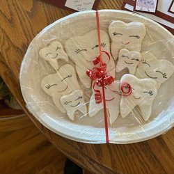 Willis Hank DDS - Tooth  cookies to thank them!!