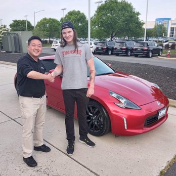 Priority Nissan Chantilly - Eugene - Car Dealers Near Me - Chantilly, Virginia