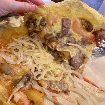 Bánh Xèo Quán - Inside their Banh Xeo (no bean sprouts)! - Vietnamese Near Me - Rosemead, California Bánh Xèo Quán - Inside their Banh Xeo (no bean sprouts)! - Vietnamese Near Me - Rosemead, California