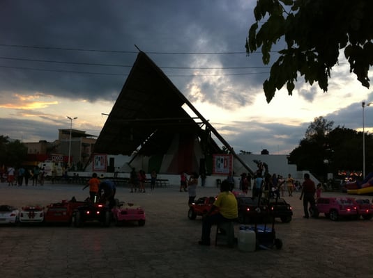 Parque de las Palapas by null