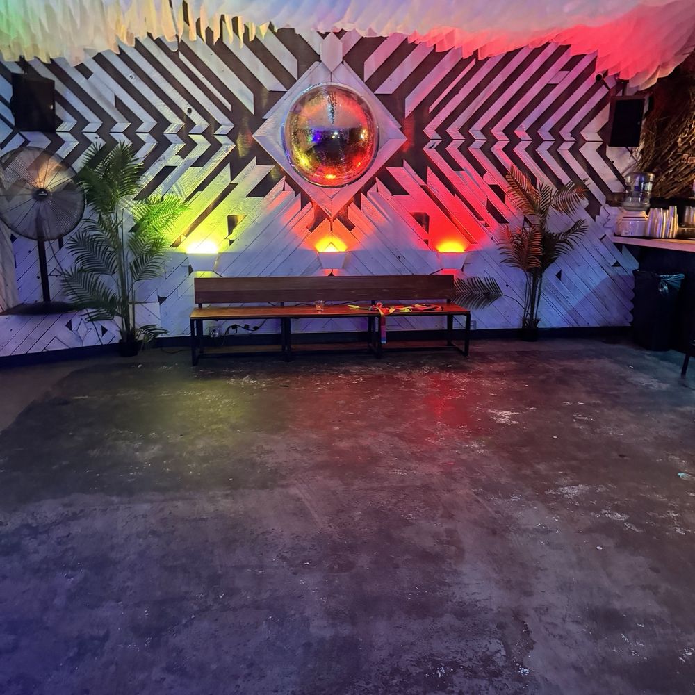 The Beacon - Dance Clubs Near Me - Denver, Colorado The Beacon - Dance Clubs Near Me - Denver, Colorado