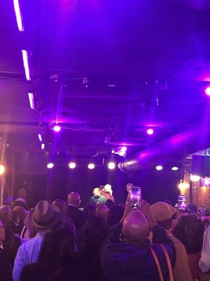 BASSLINE || 2239 - CHICAGO by null