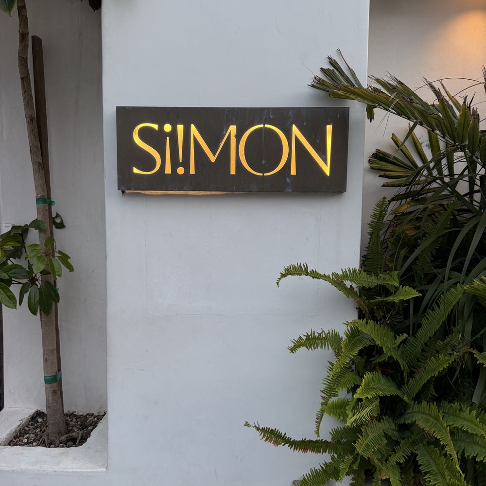 Si! Mon - Latin American Near Me - Los Angeles, California