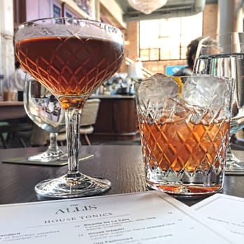 The Allis - A Man About Town (left) and an Old Fashioned (right). - Lounges Near Me - Chicago, Illinois