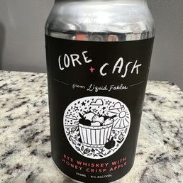 Rye Whiskey with Honey Crisp Apple