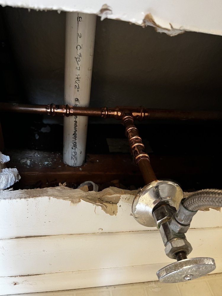 Slide of Roto-Rooter Plumbing & Water Cleanup