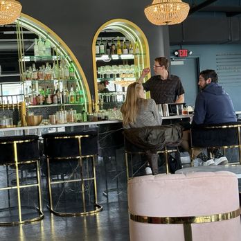 Nitro Beverage Lounge - Coffee & Tea Near Me - Madison, Wisconsin